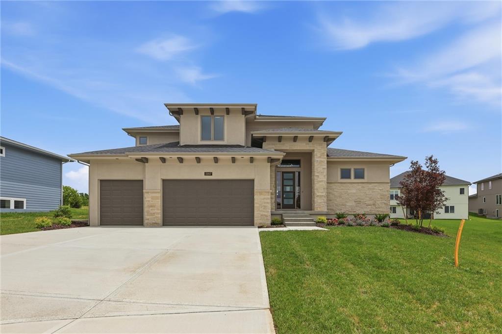 22017 W 99th Terrace, Lenexa KS