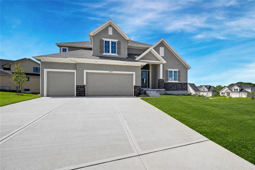 22077 W 99th Terrace, Lenexa KS