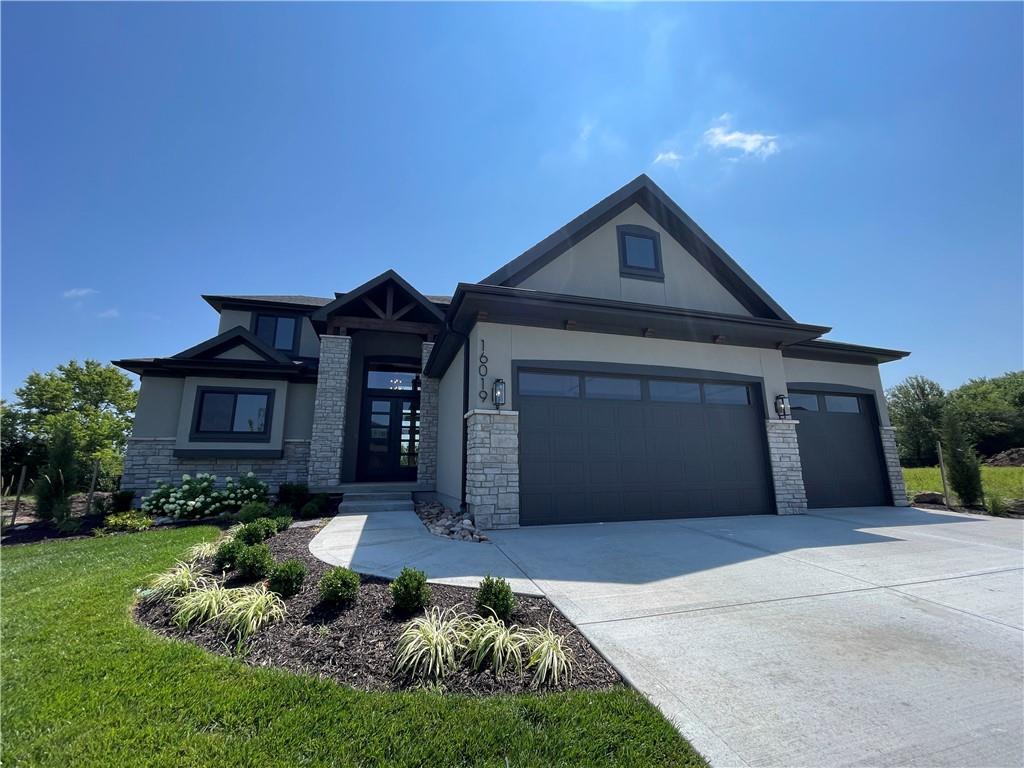 16019 S Twilight Lane, Olathe KS