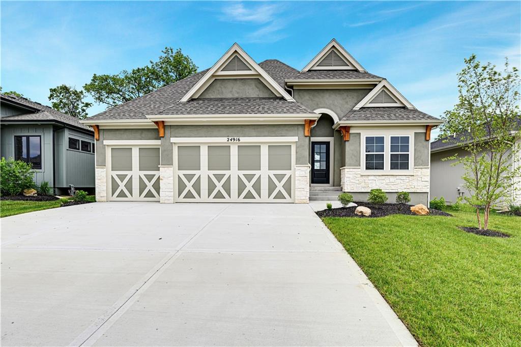 24916 W 98th Place, Lenexa KS