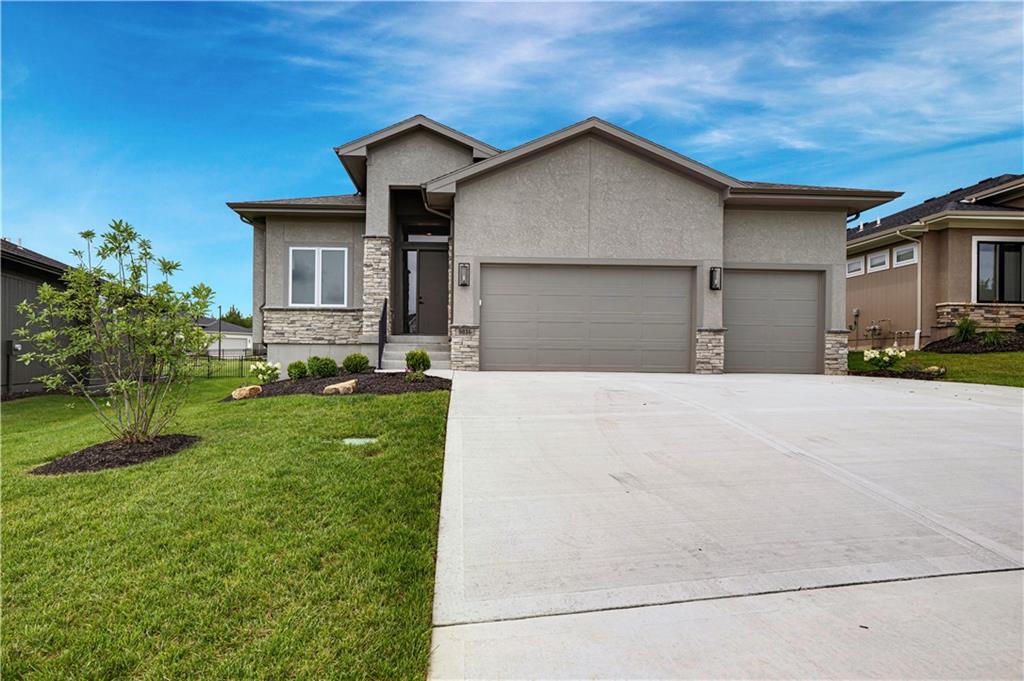 9836 Shady Bend Road, Lenexa KS