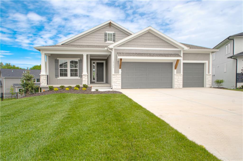 17171 S Laurelwood Street, Olathe KS
