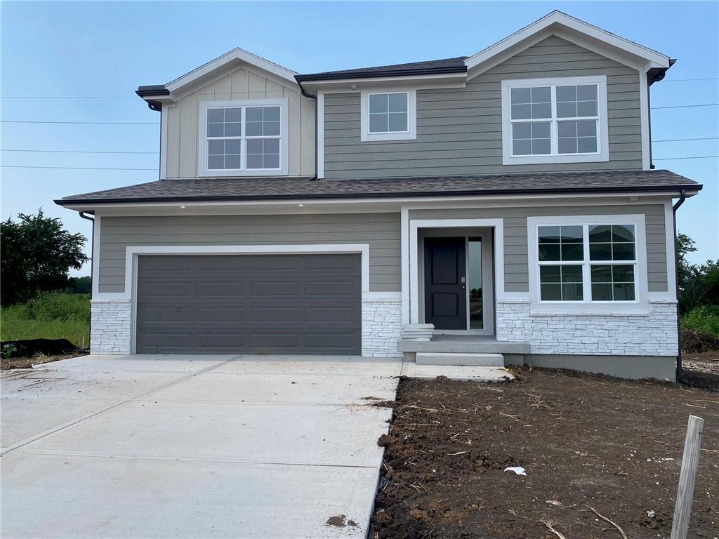 19338 Skyview Lane, Spring Hill KS