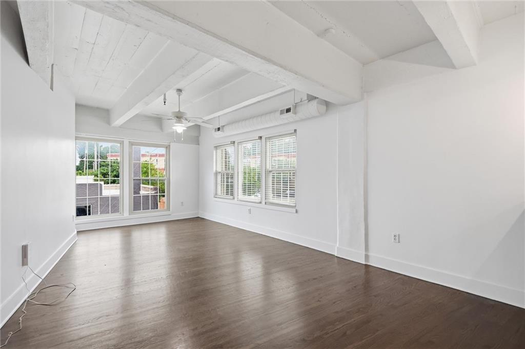 3001 Gillham Road #206, Kansas City MO