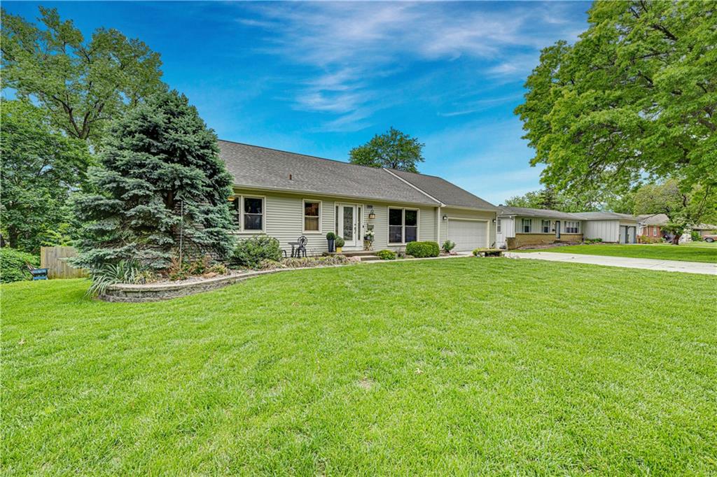 6501 W 94th Terrace, Overland Park KS