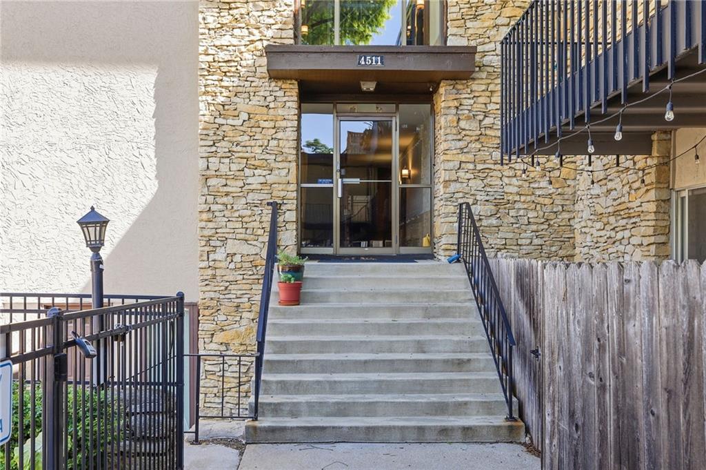 4511 Headwood Drive #5, Kansas City MO