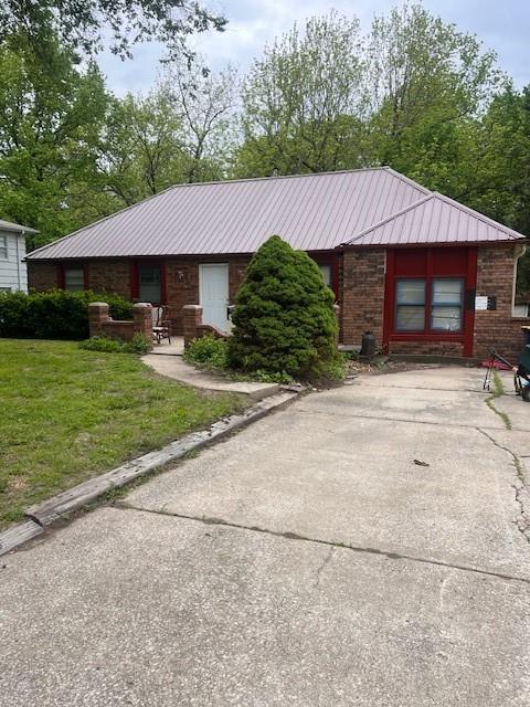 6907 NW 72nd Terrace, Kansas City MO