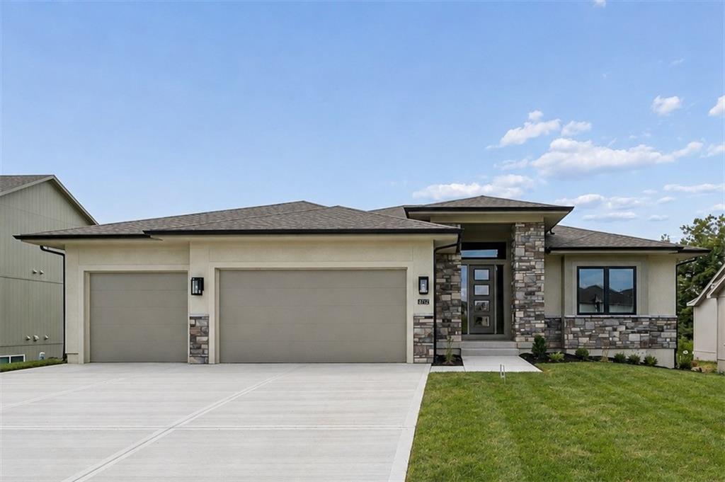 2717 NE 91st Place, Kansas City MO