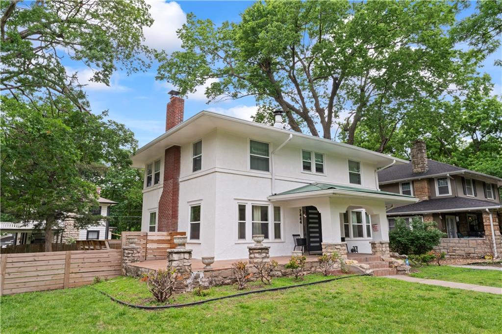 7444 Summit Street, Kansas City MO
