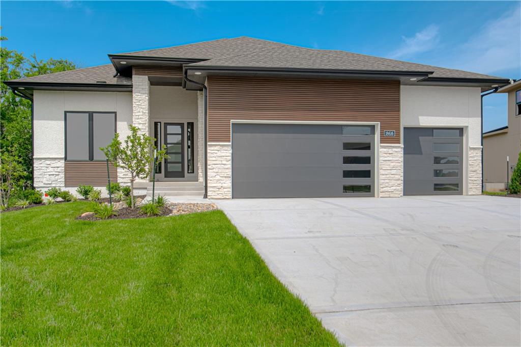 17056 W 172nd Terrace, Olathe KS