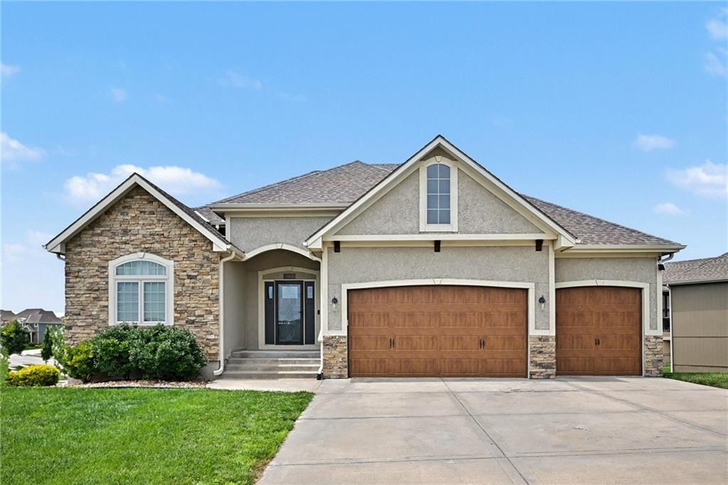 9000 N Seymour Avenue, Kansas City MO