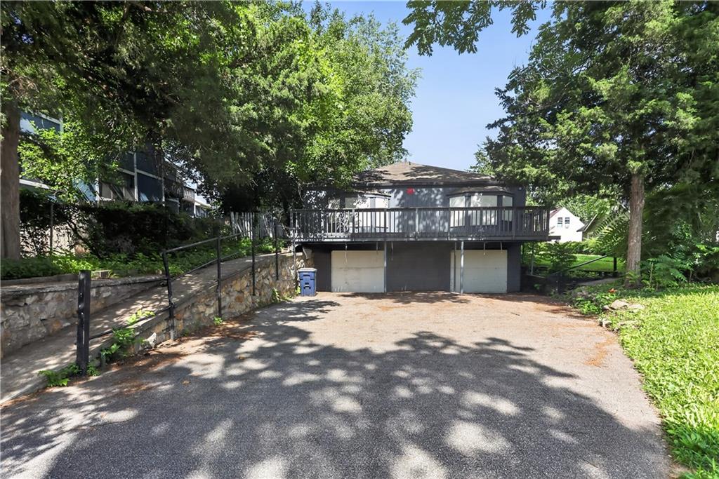 8155 Holmes Road, Kansas City MO