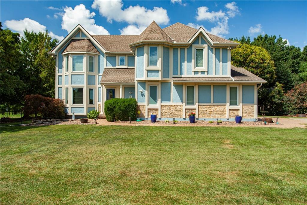 1090 NE Blackwell Road, Lee's Summit MO