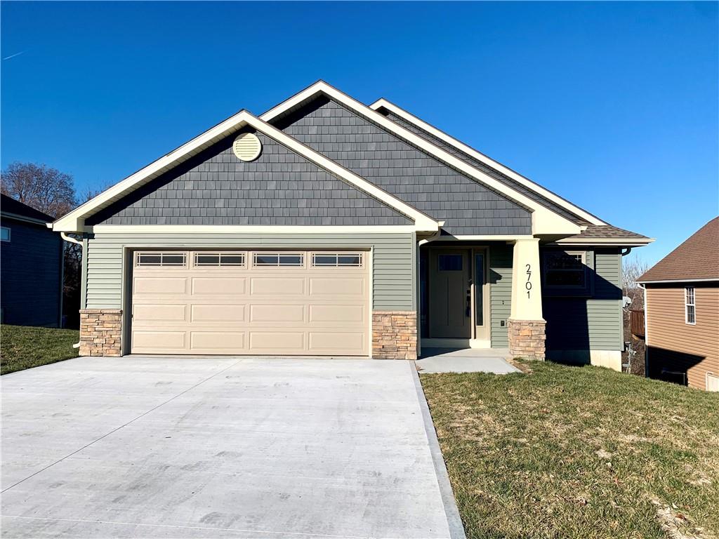 2701 Meadow Ridge, St Joseph MO