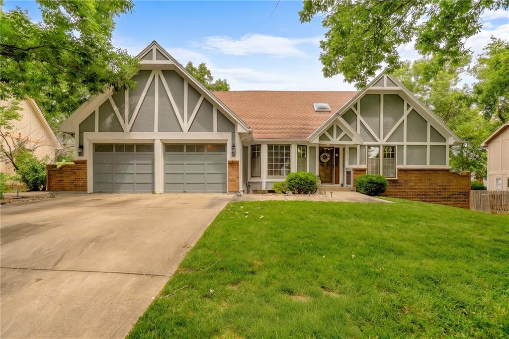 8408 W 115th Street, Overland Park KS