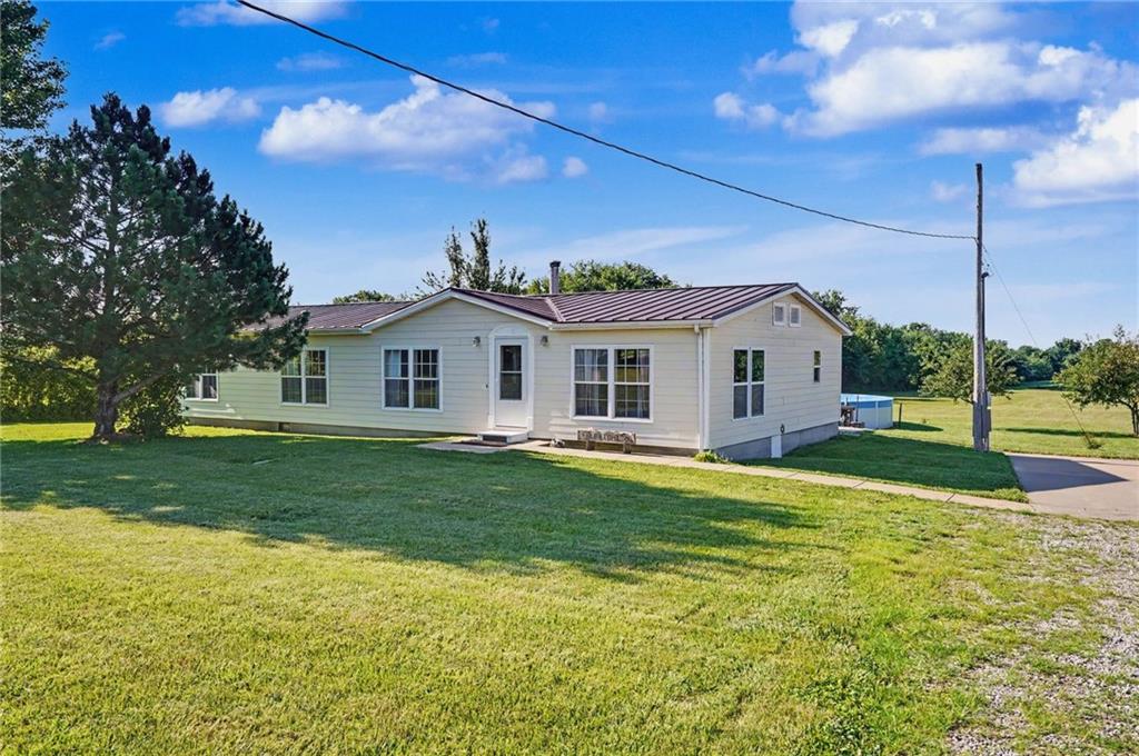 3762 Thomas Rd Thomas Road, Wellsville KS
