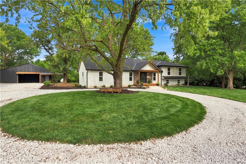3222 Pryor Road, Lee's Summit MO