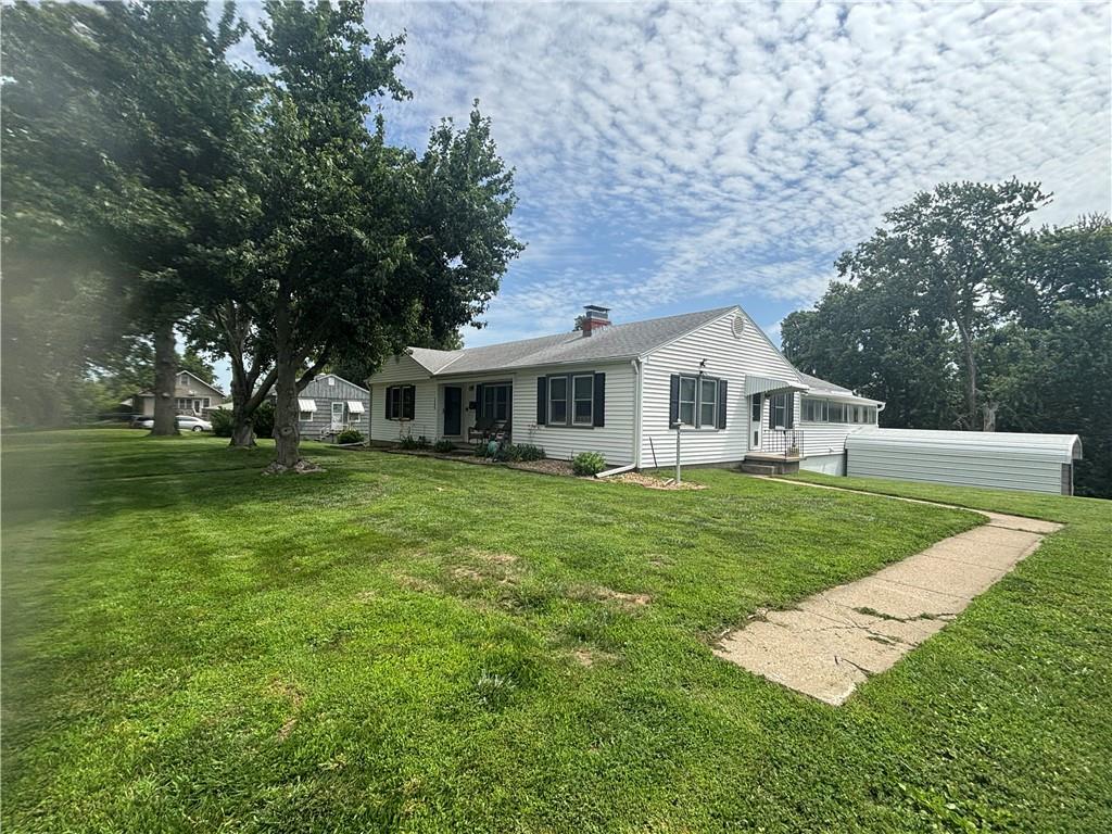 1309 S 35 Street, St Joseph MO