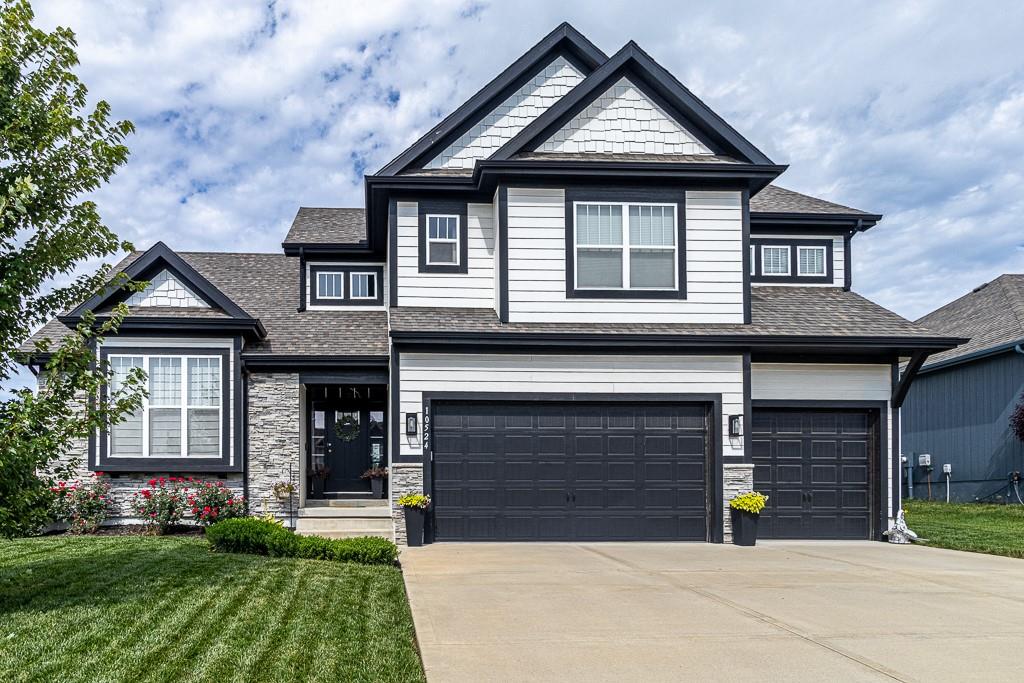 10524 N Randolph Avenue, Kansas City MO