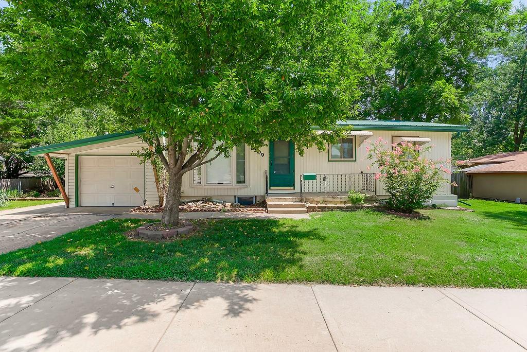 8509 Wornall Road, Kansas City MO