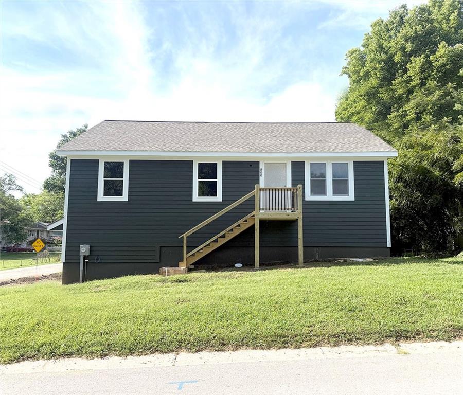 800 SW South Avenue, Blue Springs MO