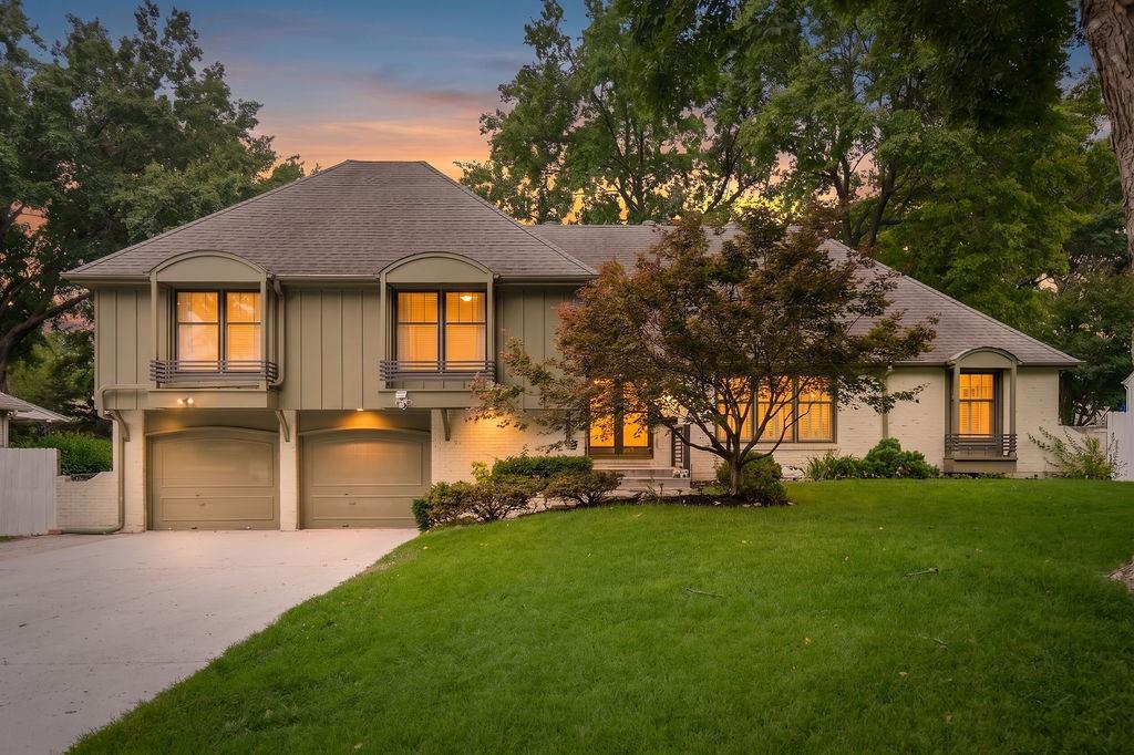 301 W 116th Street, Kansas City MO