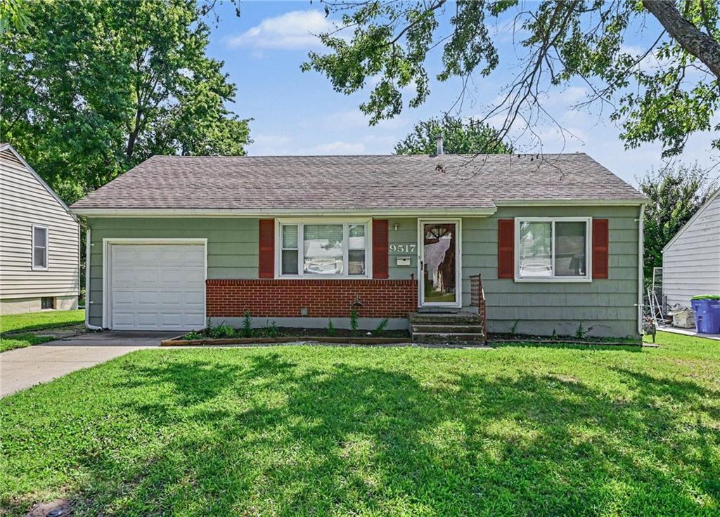 9517 Summit Street, Lenexa KS
