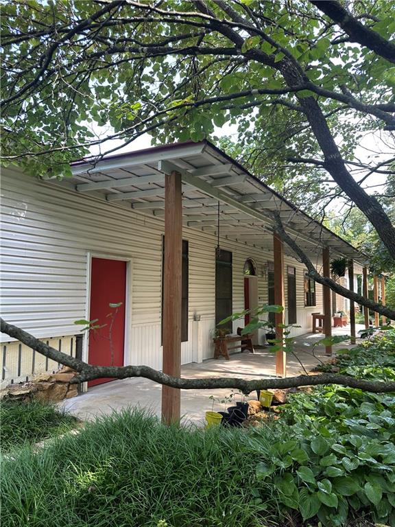 321 NW 1071st Road, Centerview MO