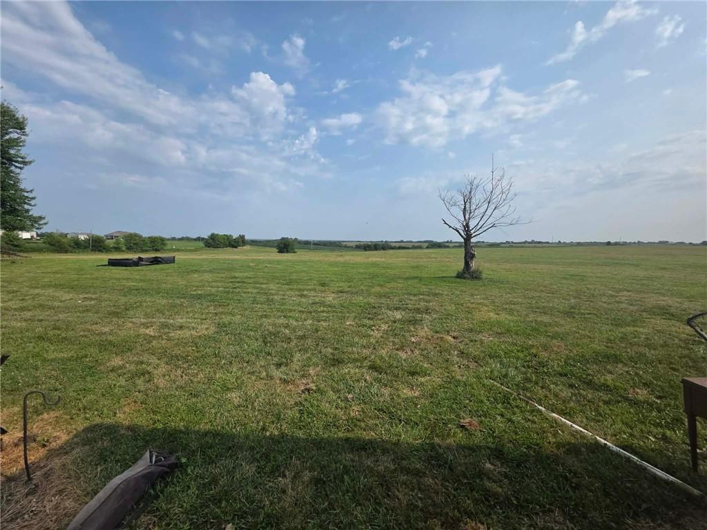 5647 SW Mccomas Lane, Plattsburg MO