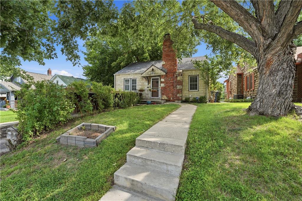 4201 Roanoke Road