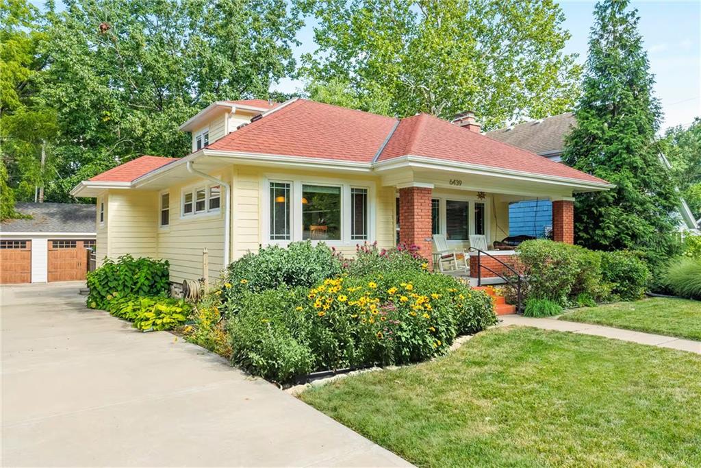 6439 Walnut Street