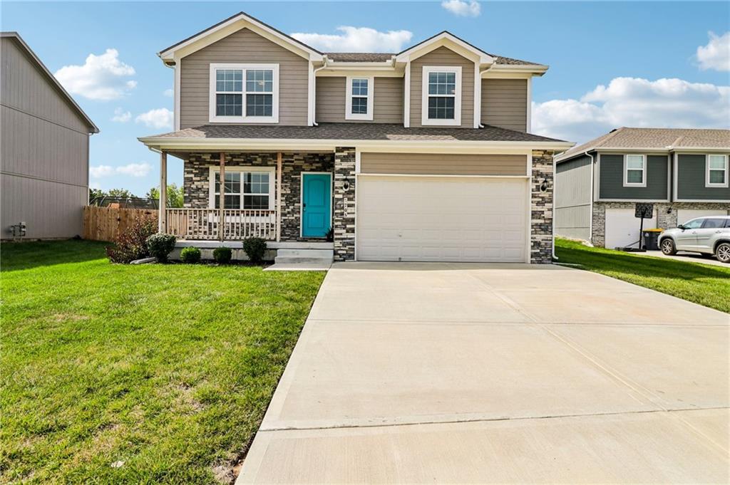 1705 NW Hilltop Court, Grain Valley MO