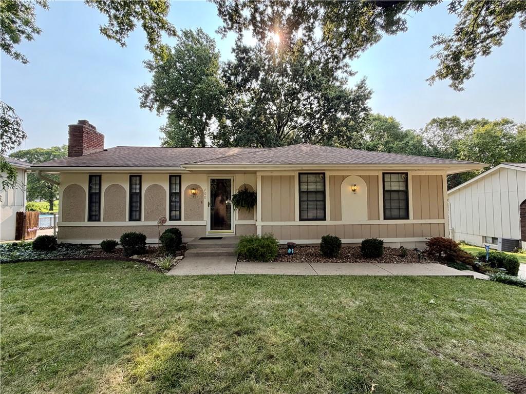 700 SW 24th Street, Blue Springs MO