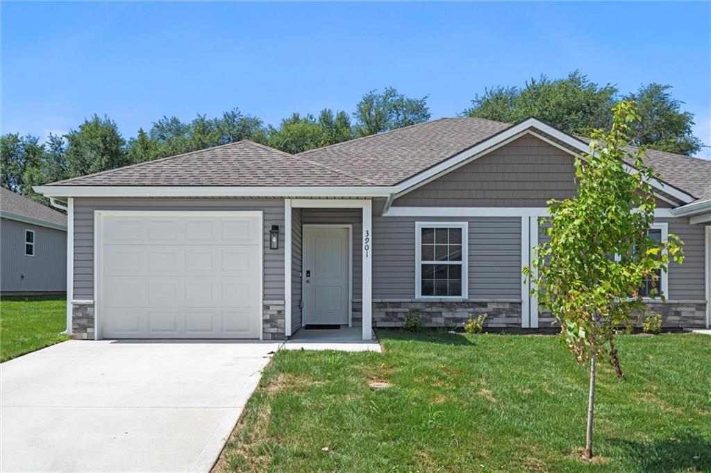 3933 NW 94th Street, Kansas City MO