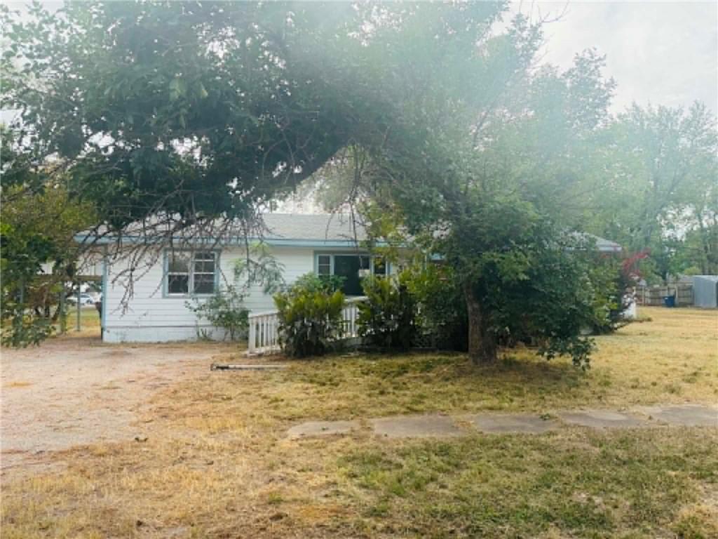 310 N 4th Avenue, Columbus KS